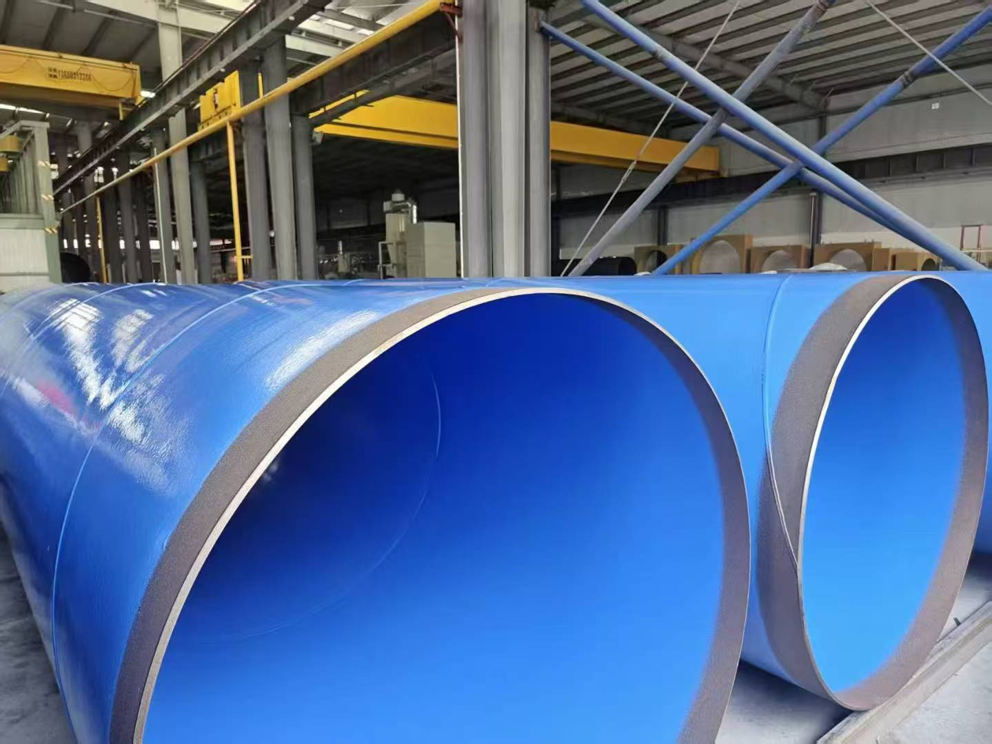 Kepiye Pipa Baja Dilapisi Plastik Tahan Iklim Ekstrem Timur Tengah?